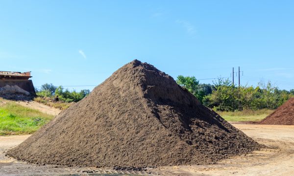 Black Dirt Delivery in Riverton