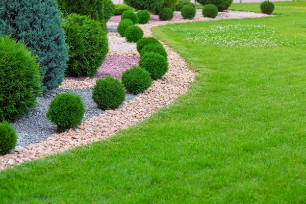 Edging Stones Installation in Riverton